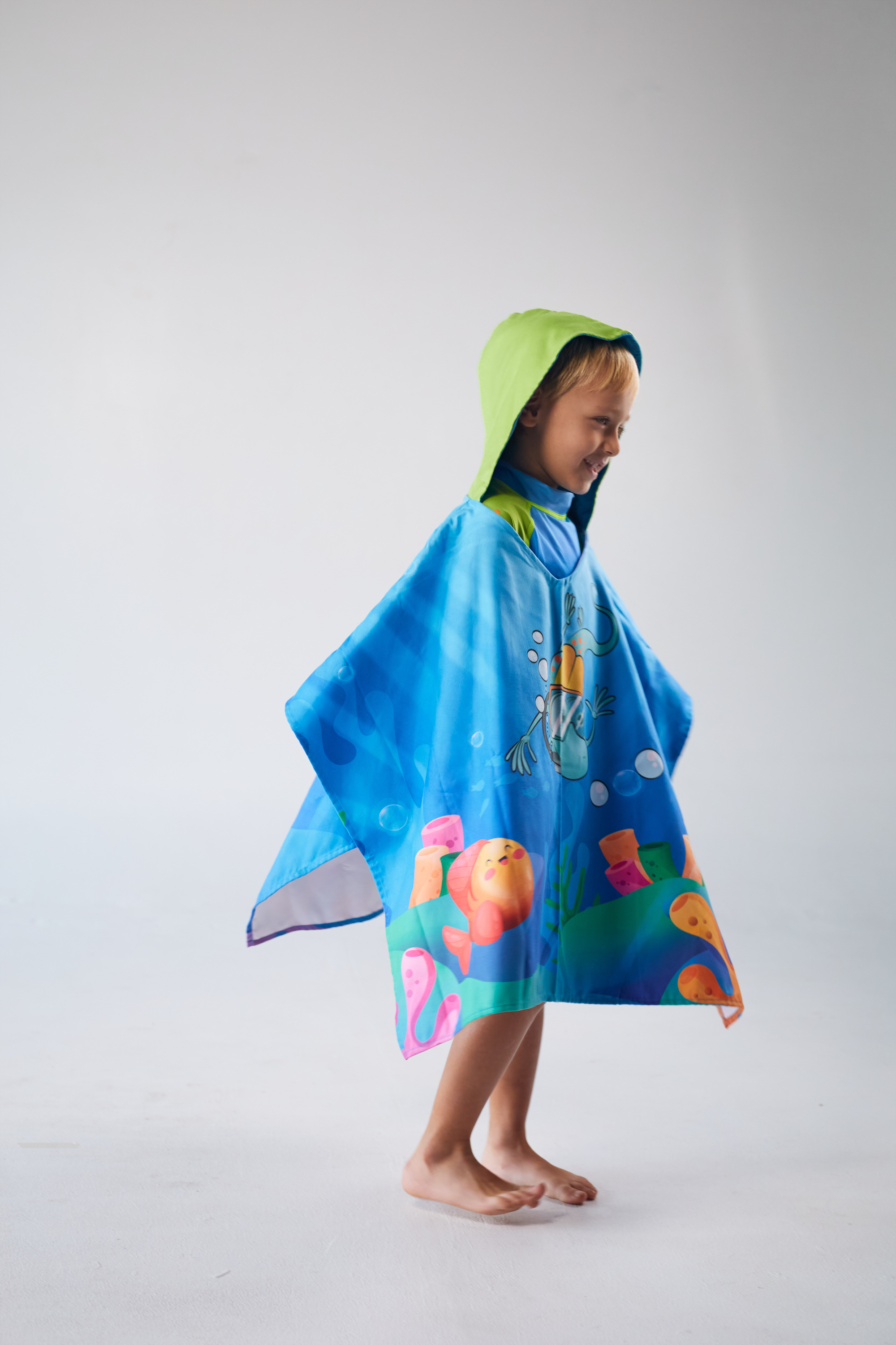 Toalla Poncho Cuadrada Niña Caballito de Mar – Morado/Turquesa