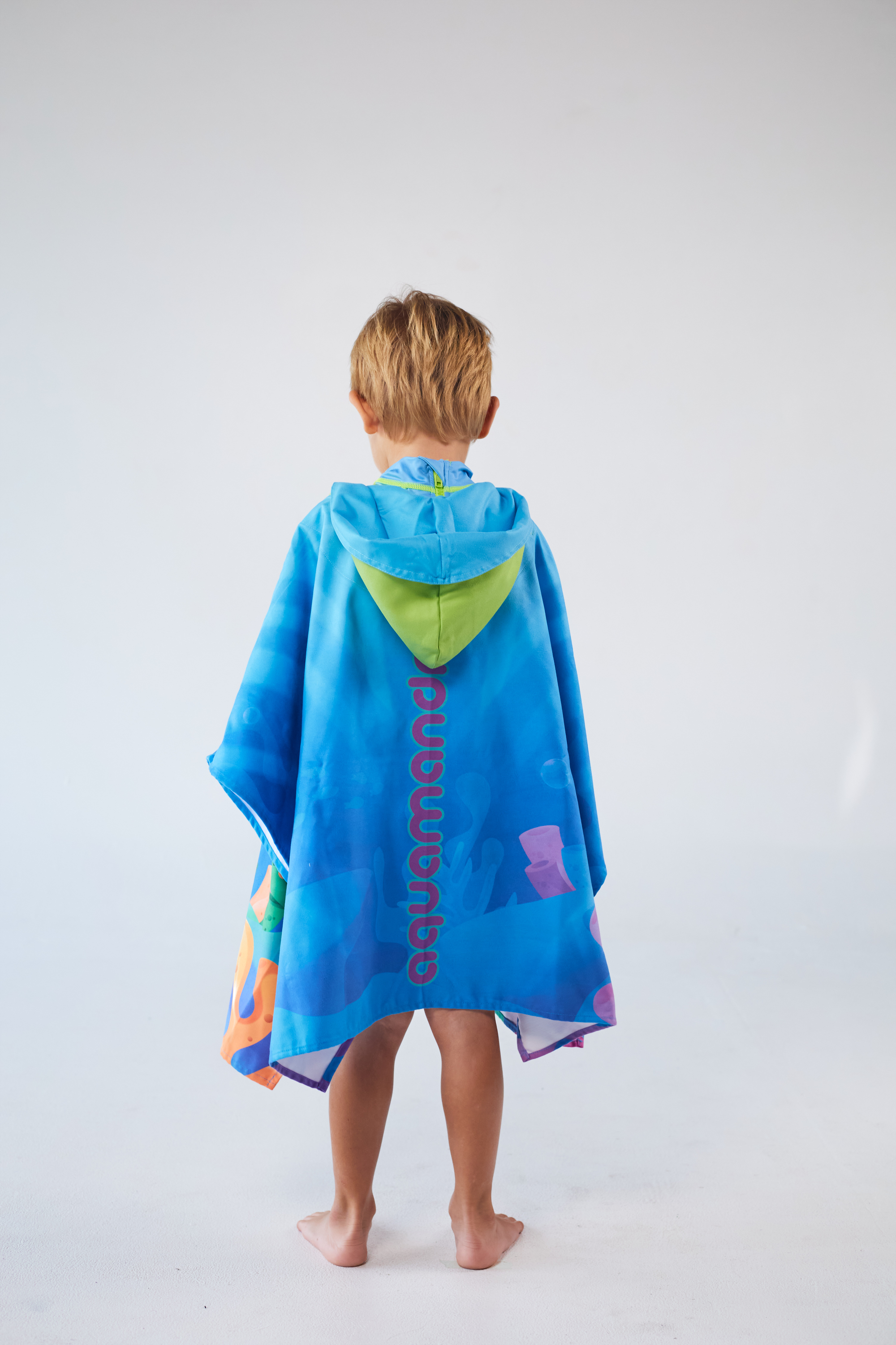 Toalla Poncho Cuadrada Niña Caballito de Mar – Morado/Turquesa