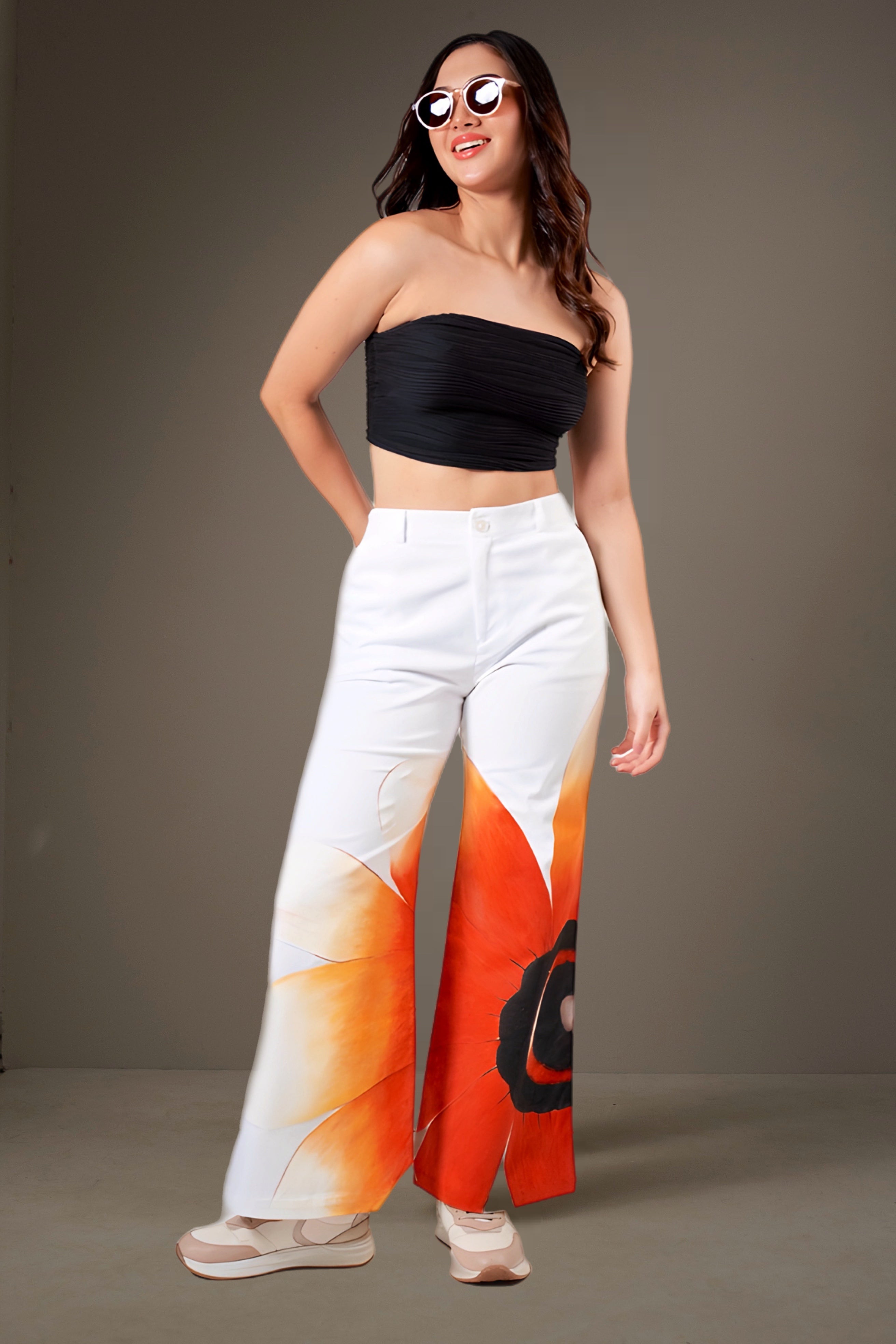 Pantalón con diseño Flor de Naranja elaborado en 95 % ALGODÓN - 5 % ELASTANO/LICRA/SPANDEX de la marca ALISSA