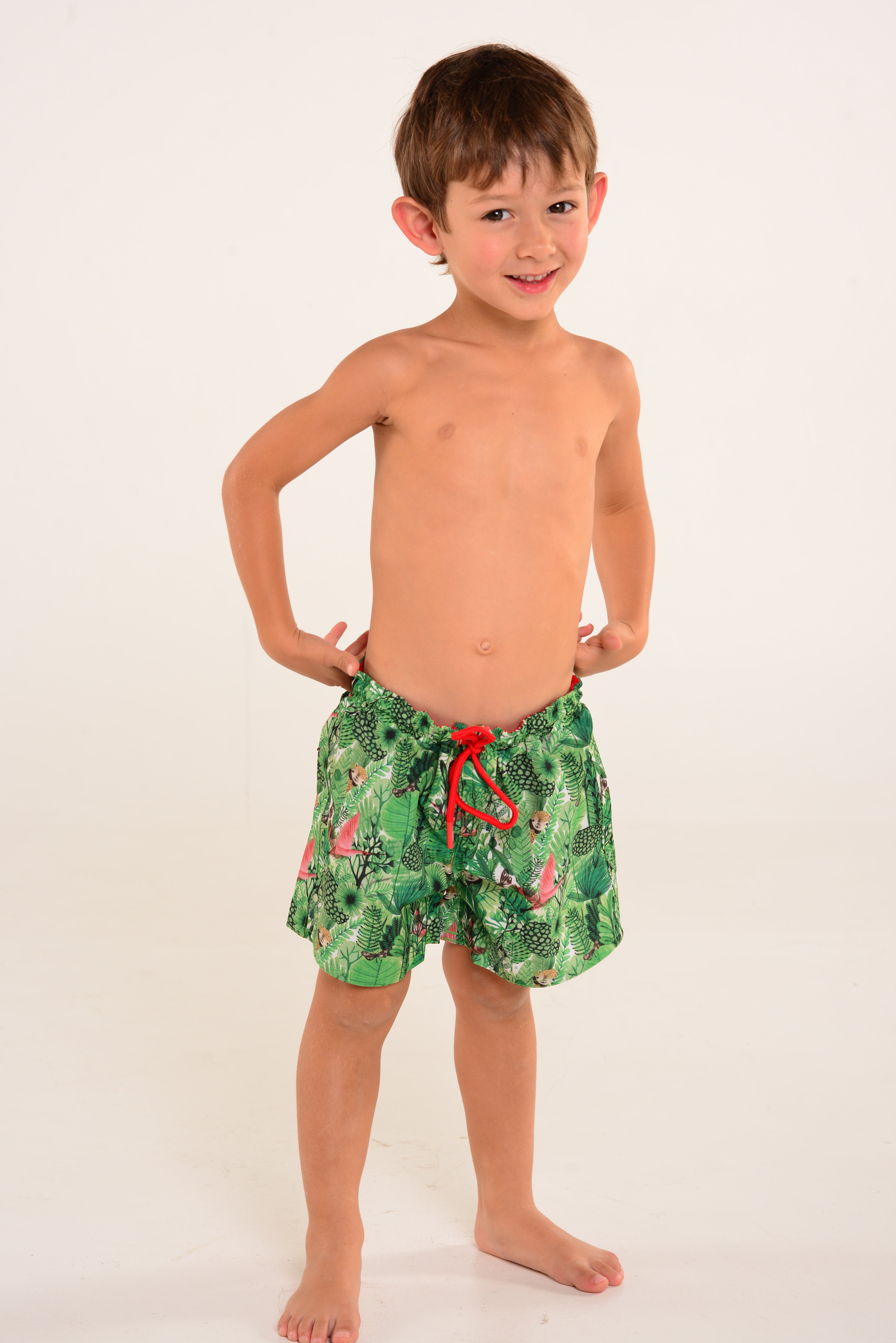 Vestido de Baño elaborado en TELA RECICLADA PET de la marca PIRAÑA MUECA