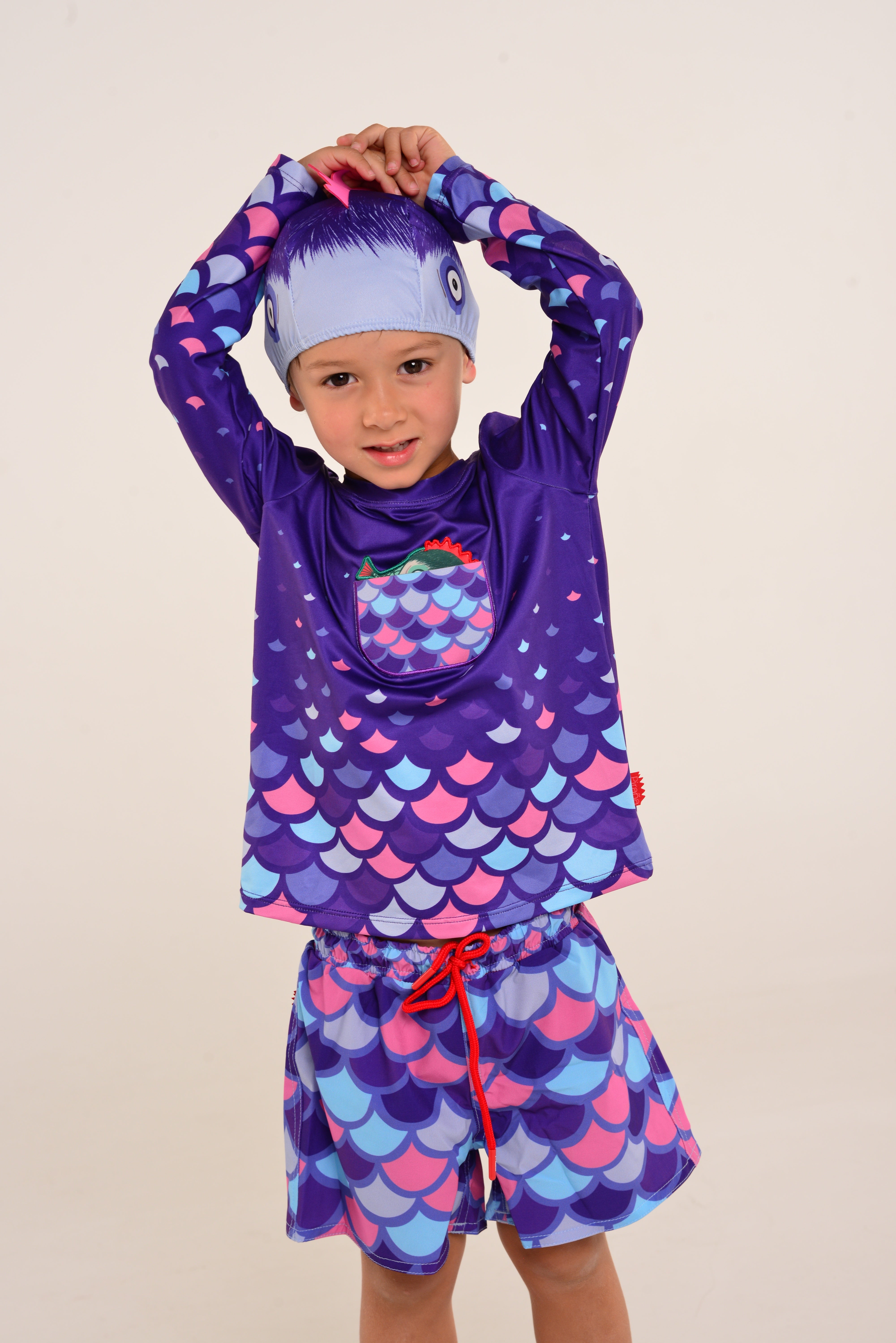 Vestido de Baño elaborado en TELA RECICLADA PET de la marca PIRAÑA MUECA