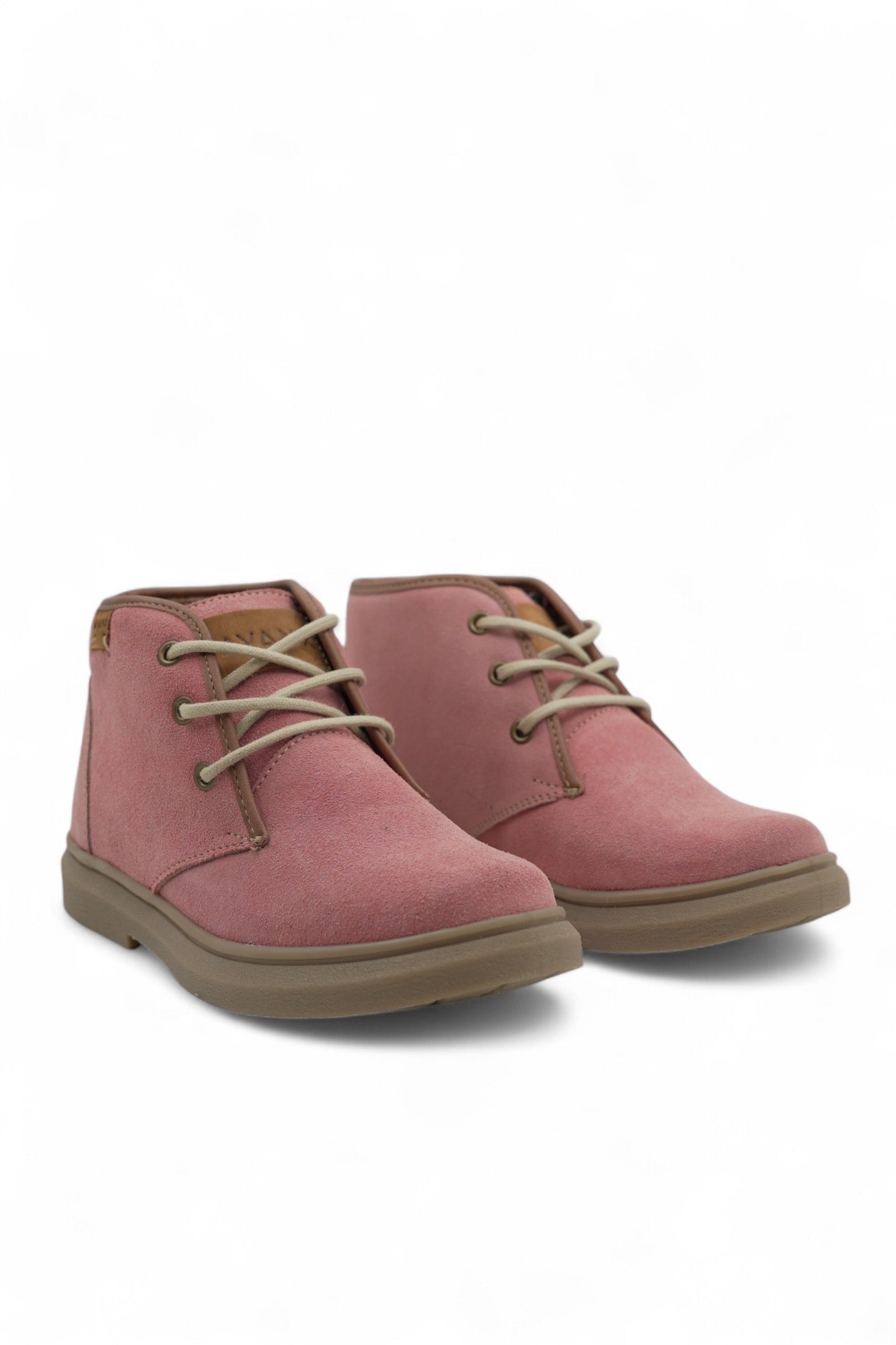 Botas Venecia elaborado en Capellada: Cuero Gamuza
Forro:Textil
Plantilla: Eva
Suela: T.R. de la marca AVANX