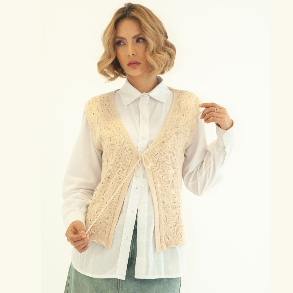 Chaleco Colección Verano con diseño Sisa elaborado en Hilo Acrílico de la marca PUNTO Y APARTE